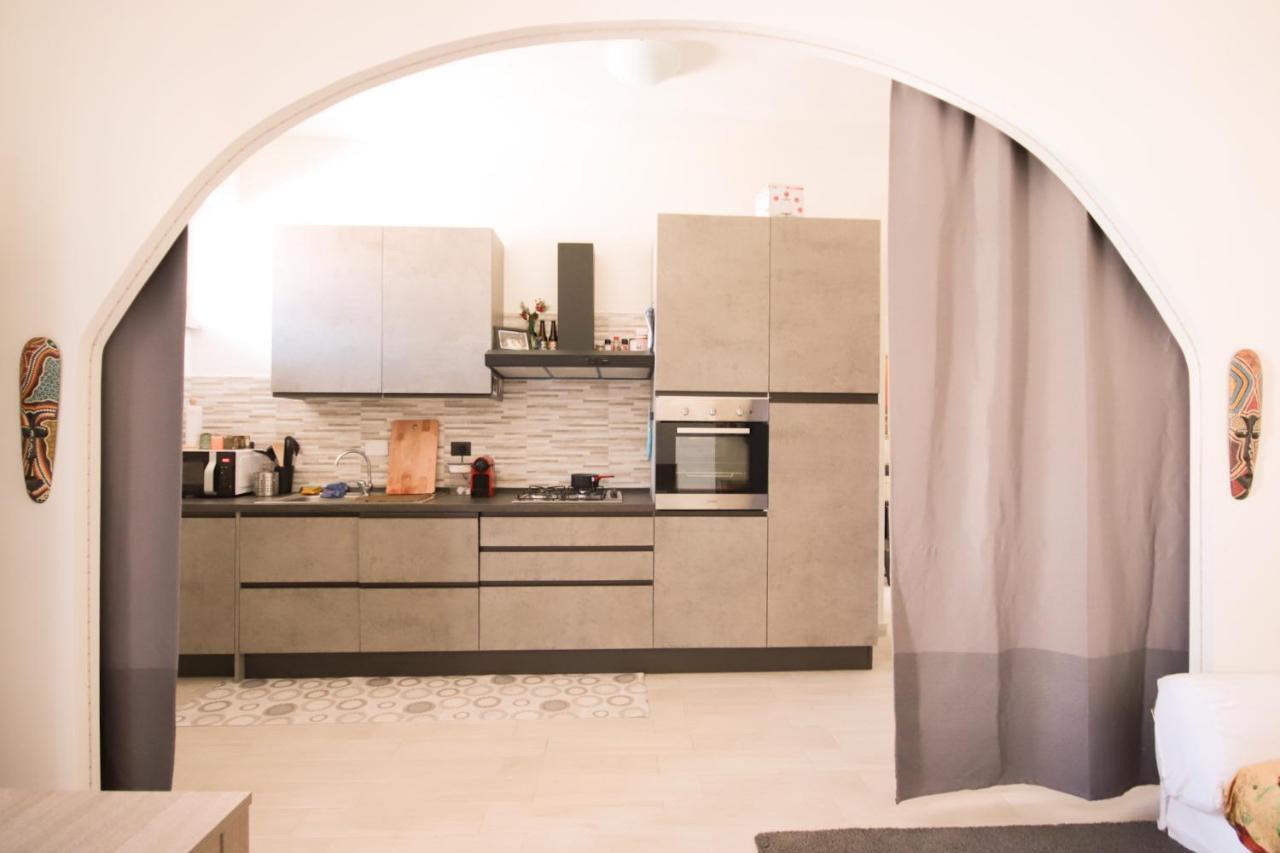 Stanza Privata In Alloggio Luminoso Poco Distante Dal Centro Séjour chez l'habitant Turin