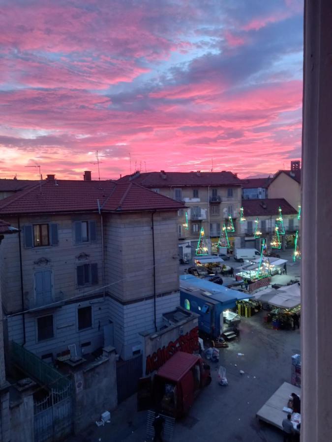 Stanza Privata In Alloggio Luminoso Poco Distante Dal Centro *